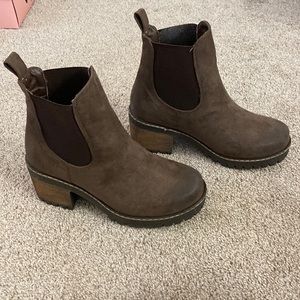 Fall / winter booties
